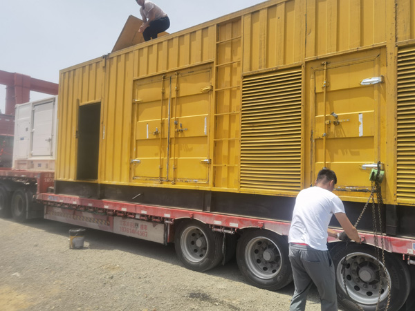 铜仁汽油发电机对供油装置的要求