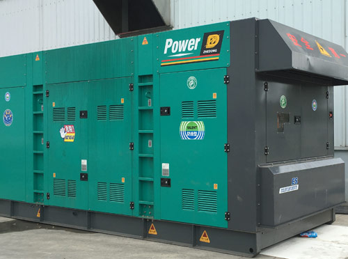 铜仁升级发电机组的过程中需要注意哪些安全事项？