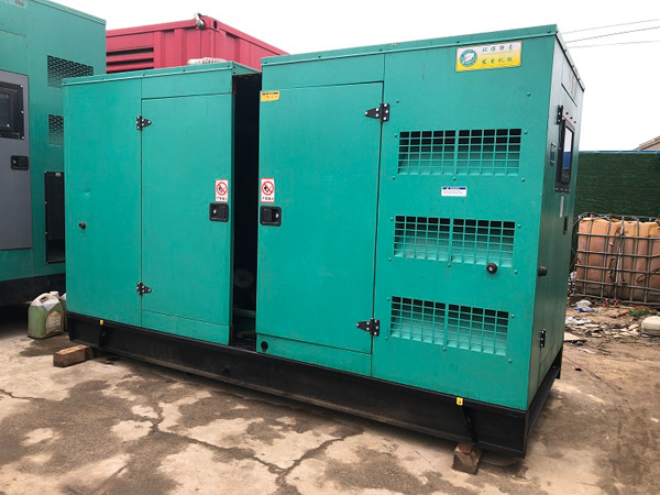 铜仁怎样合理控制磷酸铁锂蓄电池的充放电倍率以延长其使用寿命？